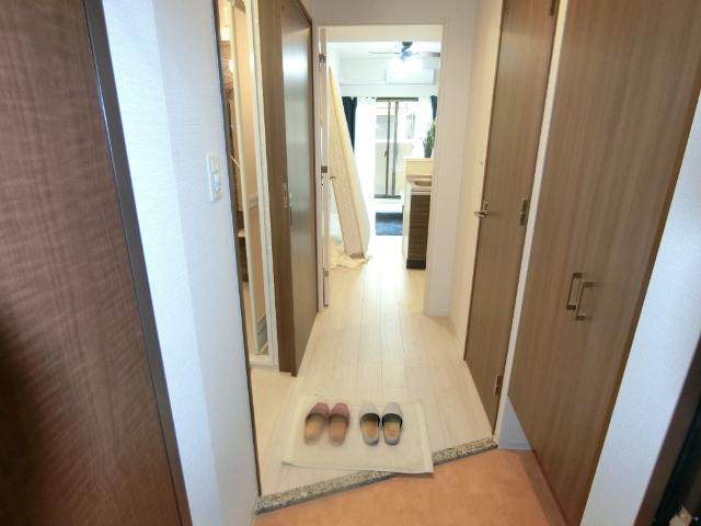 大阪市東淀川区西淡路マンション 玄関