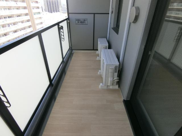 Alivis三国本町 バルコニー