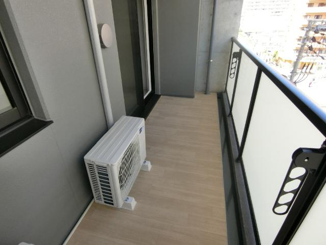 Alivis三国本町 バルコニー