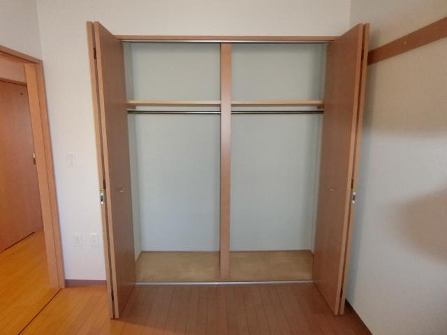 アメニティコート芦屋春日北棟 収納