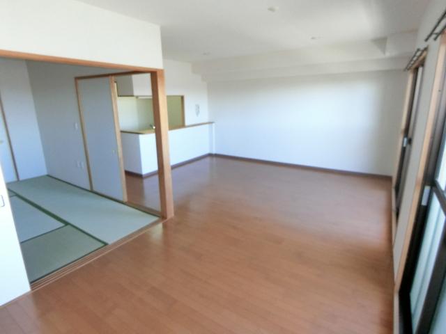 アメニティコート芦屋春日北棟 リビング