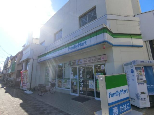 ファミリーマート東淀川駅北店：510m