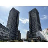 50階建てツインタワー（右側）