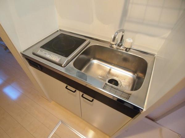 横浜市旭区さちが丘アパート キッチン