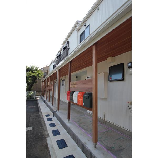 横浜市中区鷺山アパート エントランス