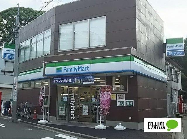 ファミリーマート横浜常盤台店：217m