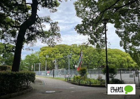 常盤公園：353m