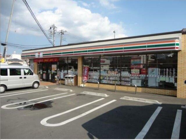 セブンイレブン横浜瀬谷二ツ橋店：528m