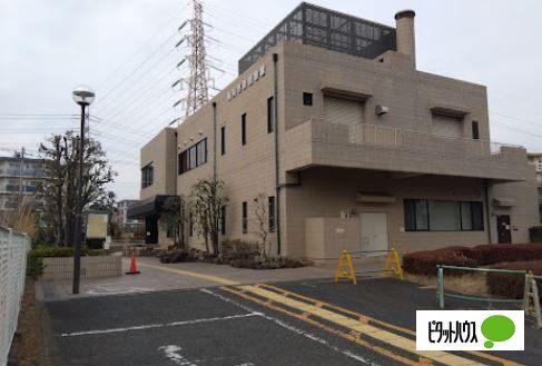 横浜市泉図書館：2943m