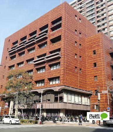横浜市中区役所：1749m