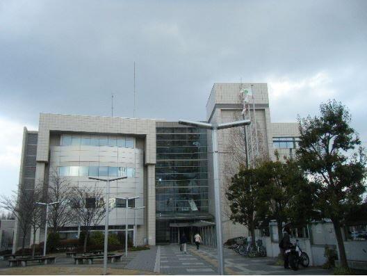 横浜市泉区役所：3732m