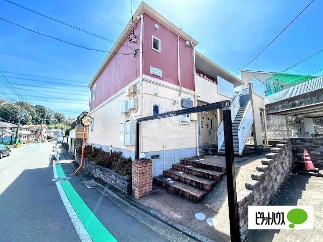横浜市泉区岡津町アパート エントランス