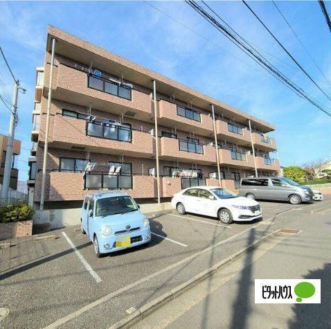 クレスタート２（303） 駐車場