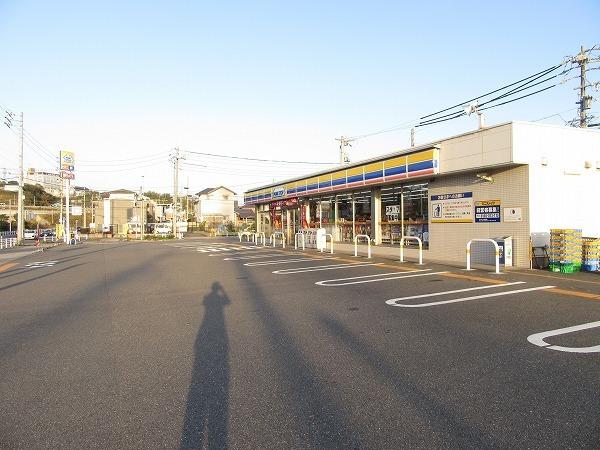 ミニストップ常滑インター店：553m