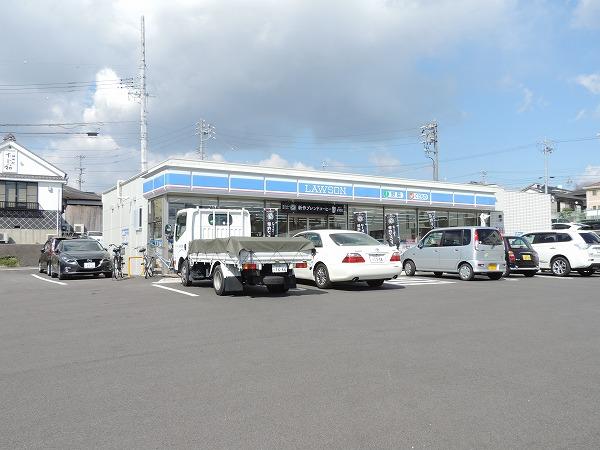 セブンイレブン半田雁宿町店：104m