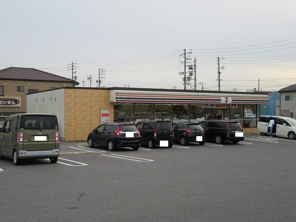 セブンイレブン常滑飛香台店：598m
