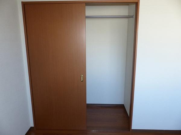パルレ（305） 収納