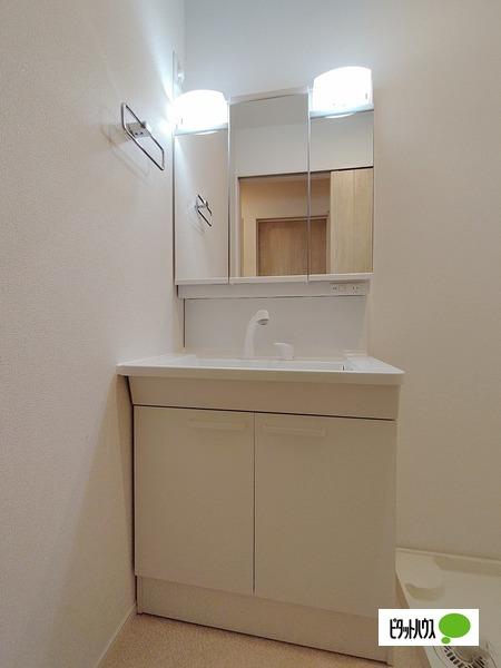 シャンポール新居（202） 部屋画像