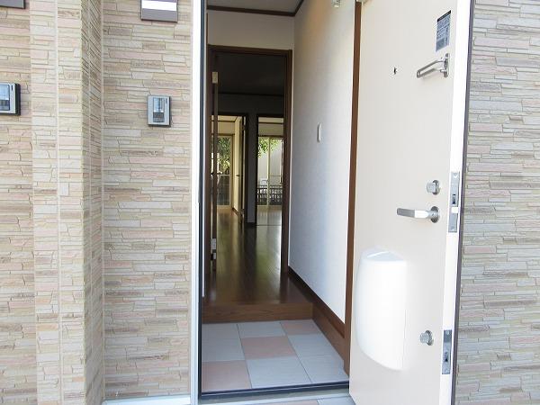 ＳＡＫＹＯ２１常滑（106） 玄関
