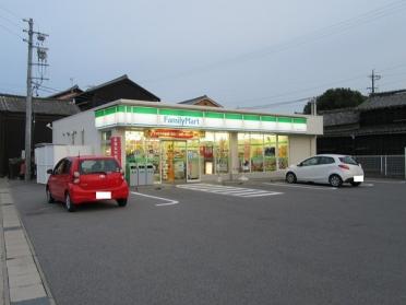 ファミリーマート常滑栄町店：350m