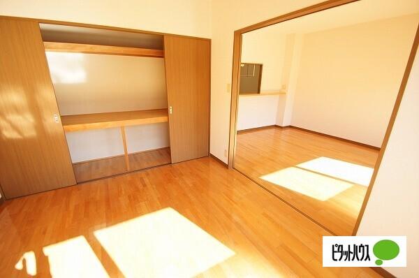 パークサイド雁宿１号館（402） 部屋画像