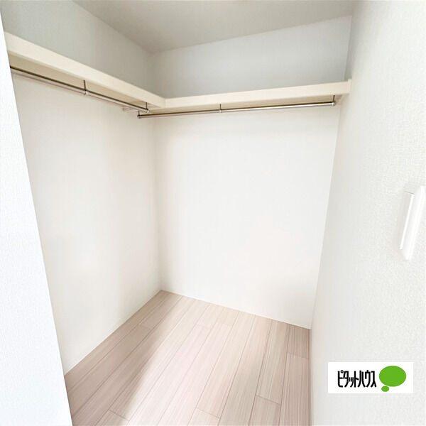 A・City常滑原松（103） 収納