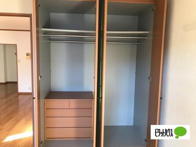 フォンテーヌ朝陽ヶ丘（203） 収納