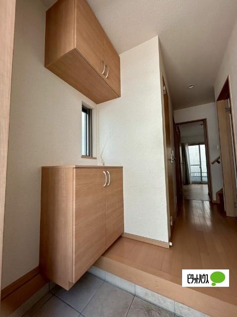 鯉江本町貸戸建（A） 玄関
