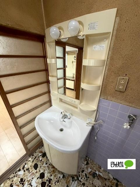 亀崎常磐町貸家（1） 洗面