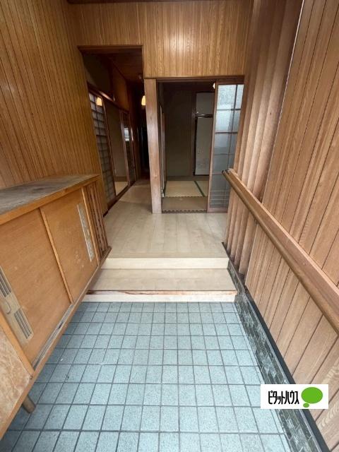 亀崎常磐町貸家（1） 玄関