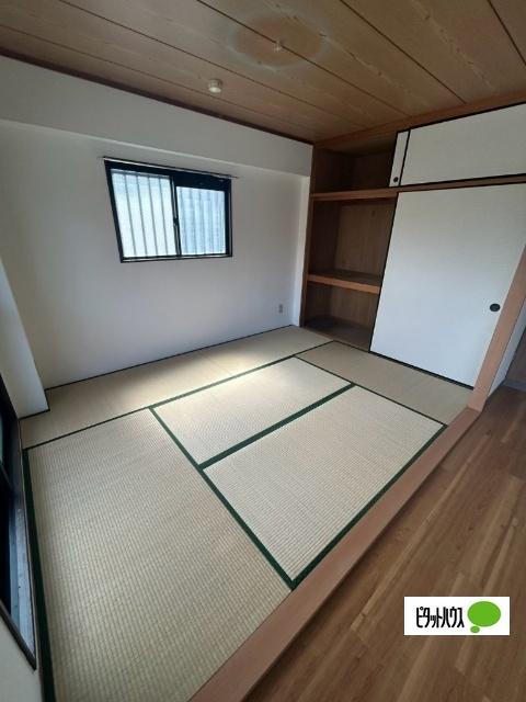 アピタシオンＡ（101） その他