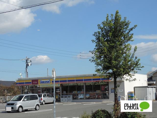 ミニストップ武豊梨子ノ木店：464m
