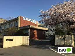 阿久比町立阿久比中学校：1613m