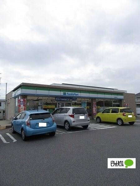 ファミリーマート半田住吉店：242m