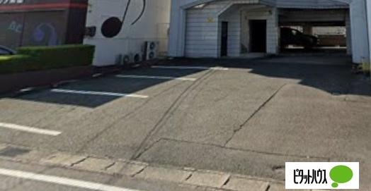 サンロック（403） 駐車場