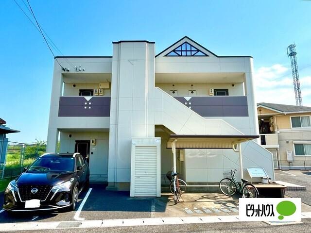 Ｗｉｎｇ　Ｒｏａｄ（102） 駐車場
