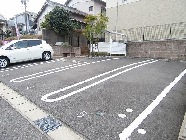 コンフォール雁宿 物件画像