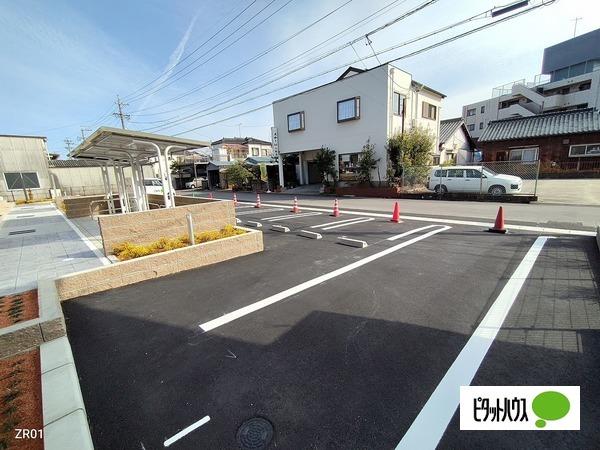 シャンポール新居 物件画像