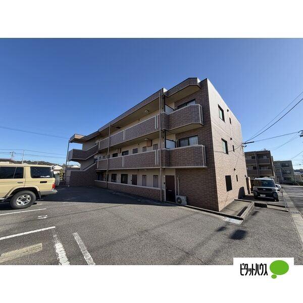 ロイヤルヒルズ山代参番館 物件画像