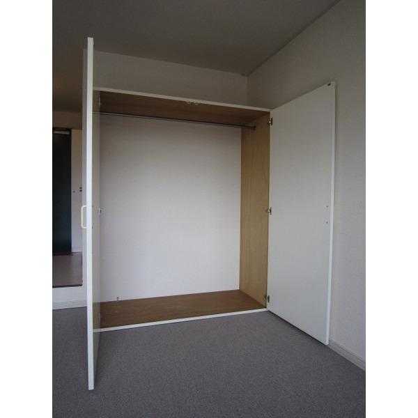 倉敷市茶屋町アパート 収納