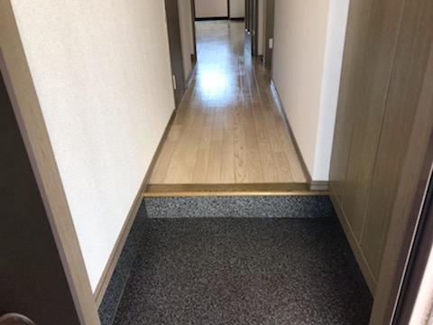 グリーンフィールド 玄関