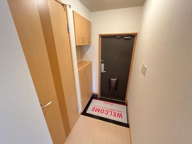 グランディール・フローラ 玄関