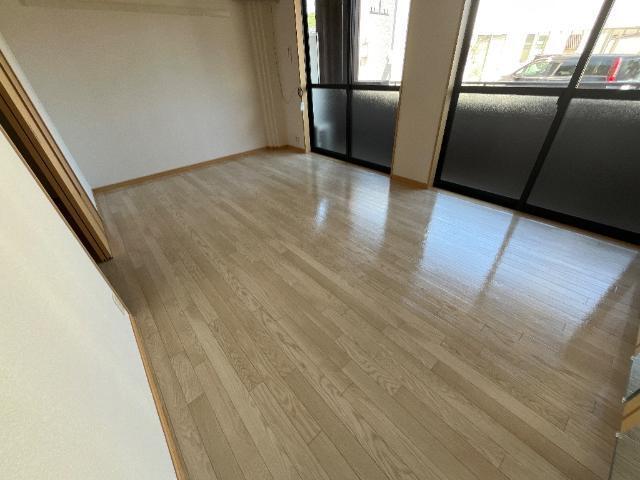 グランドハイム福田 室内