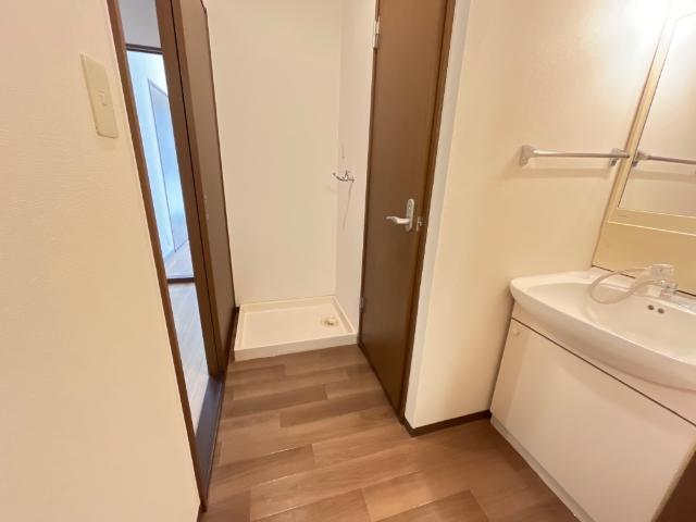 ロイヤルハイツ６９２ 玄関