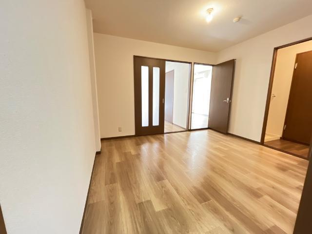 ロイヤルハイツ６９２ 部屋画像
