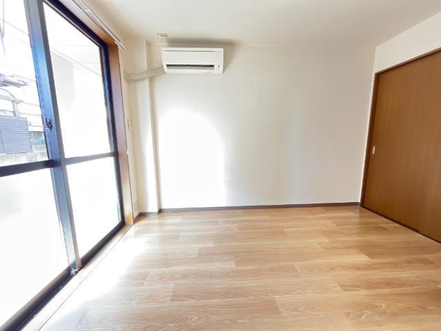 ロイヤルハイツ６９２ 部屋画像