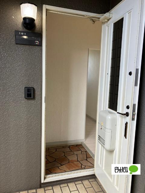 セジュール松原（101） 玄関