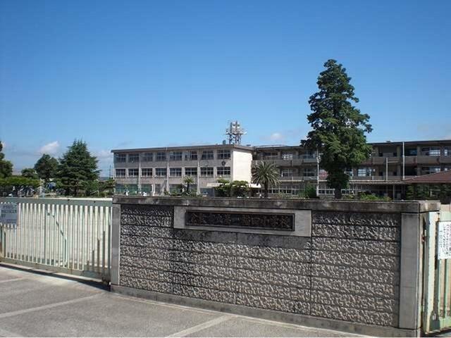 第一福田小学校：750m