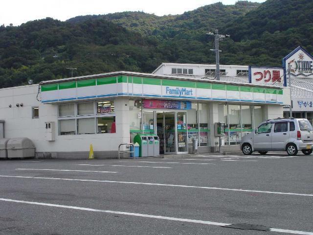 ファミリーマート倉敷南広江店：100m