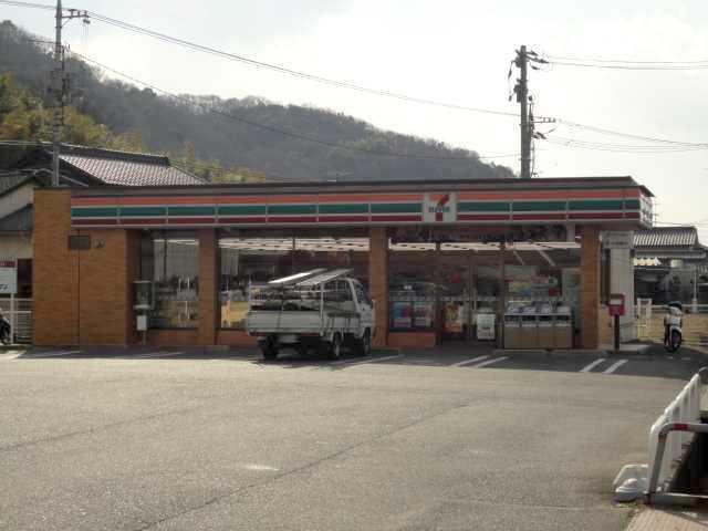セブンイレブン岡山植松店：979m